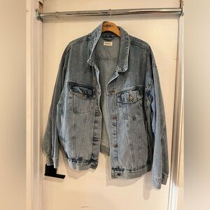 Mono B woman’s denim jacket